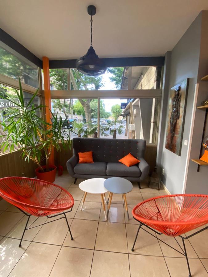 Rev Hôtel Lamalou-les-Bains Ngoại thất bức ảnh